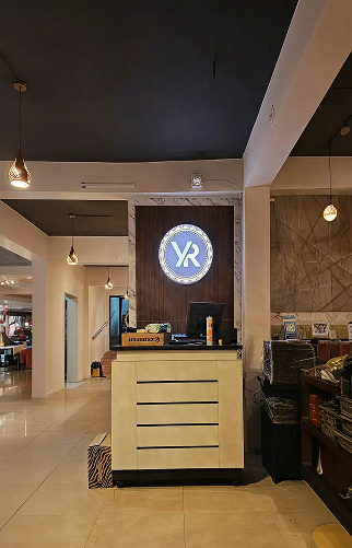 Private Mandi room ambiance